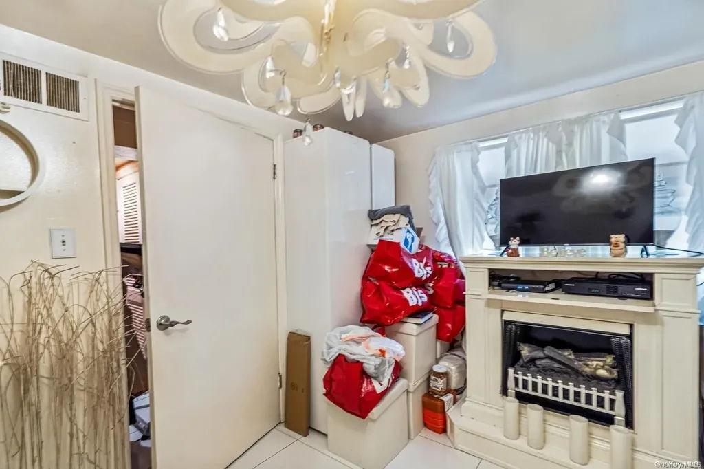 1034 B Vincent Avenue Bronx NY 10465