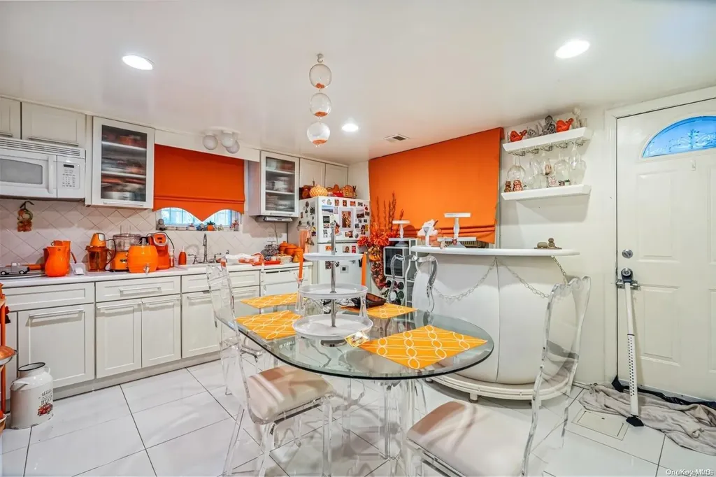 1034 B Vincent Avenue Bronx NY 10465