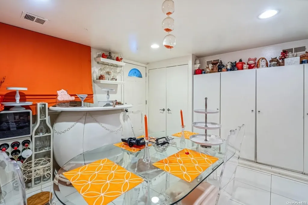 1034 B Vincent Avenue Bronx NY 10465
