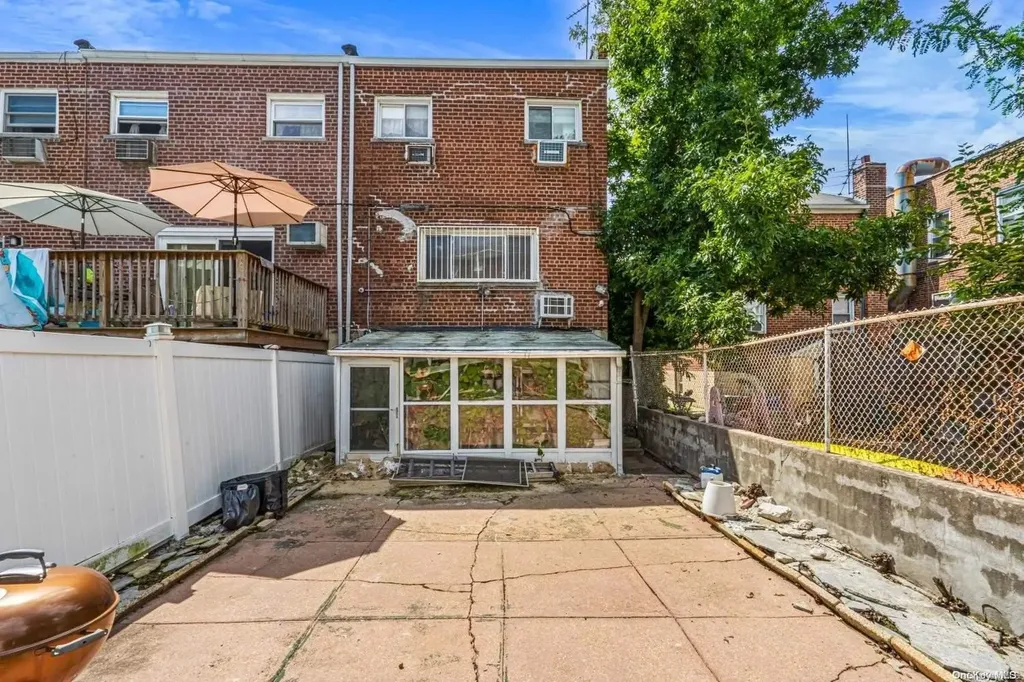 1034 B Vincent Avenue Bronx NY 10465