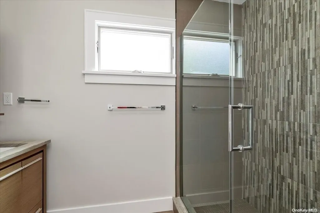 2839 Len Drive Bellmore NY 11710