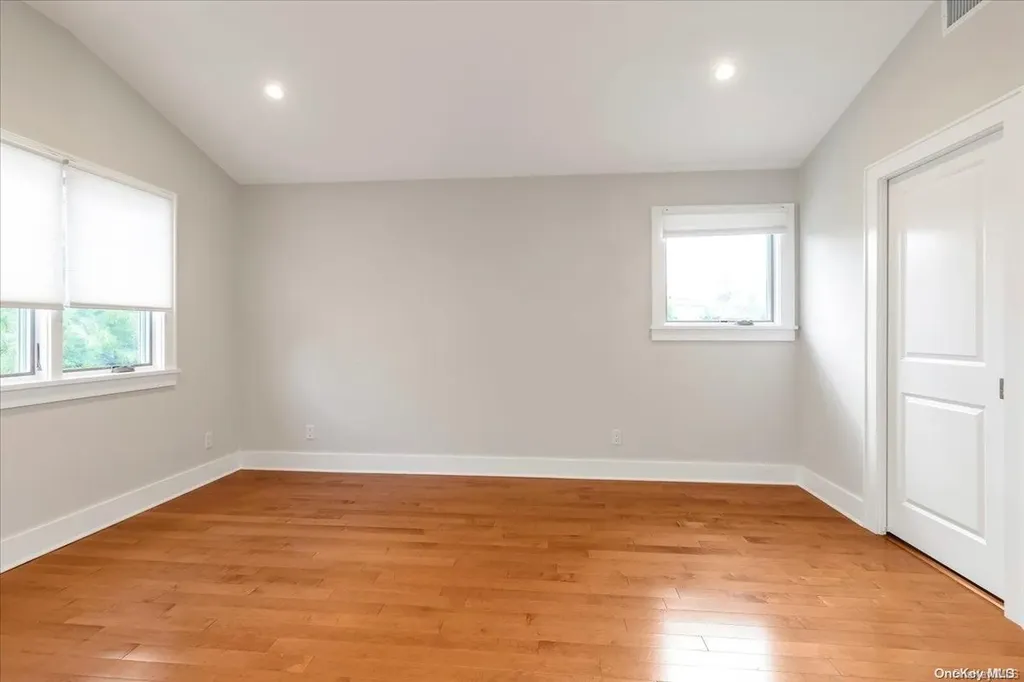 2839 Len Drive Bellmore NY 11710