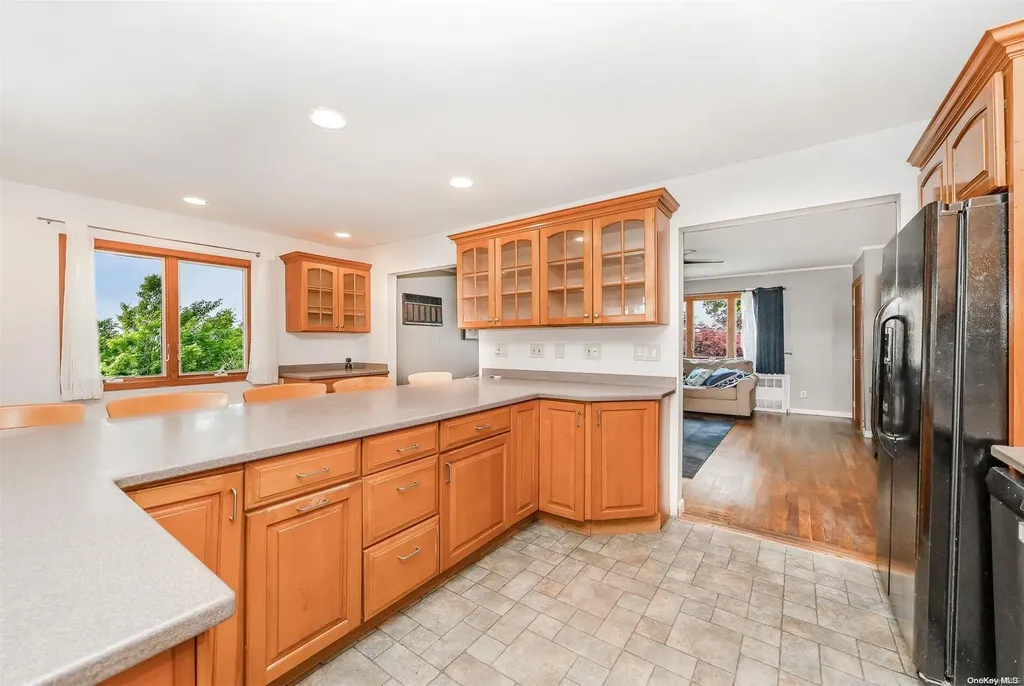 1468 13th Street West Babylon NY 11704