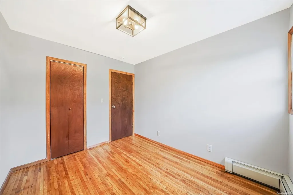 33 Caffrey Avenue Bethpage NY 11714