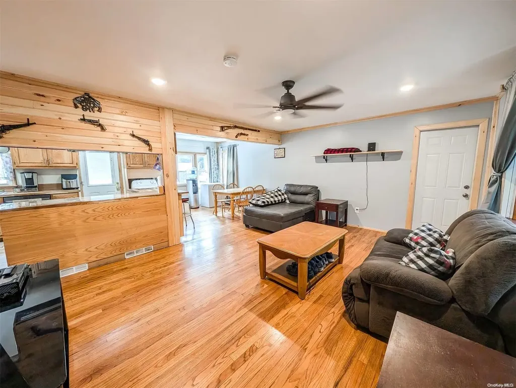 32 Cedar Street Selden NY 11784