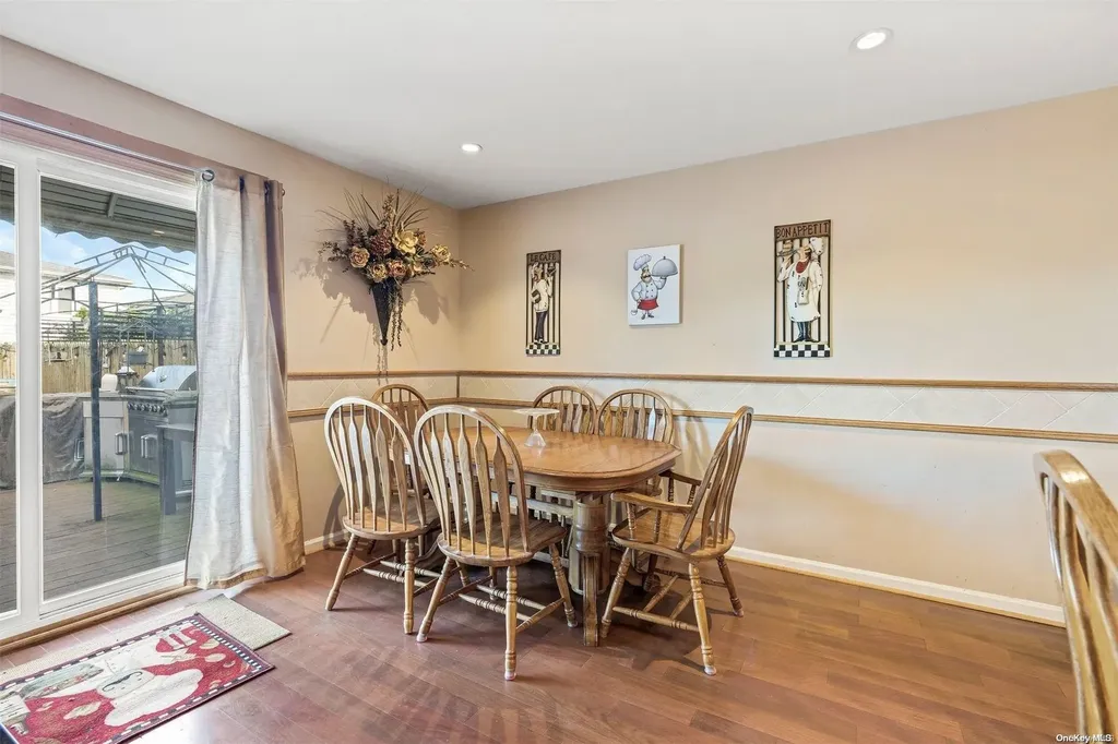 411 Annadale Road Staten Island NY 10312