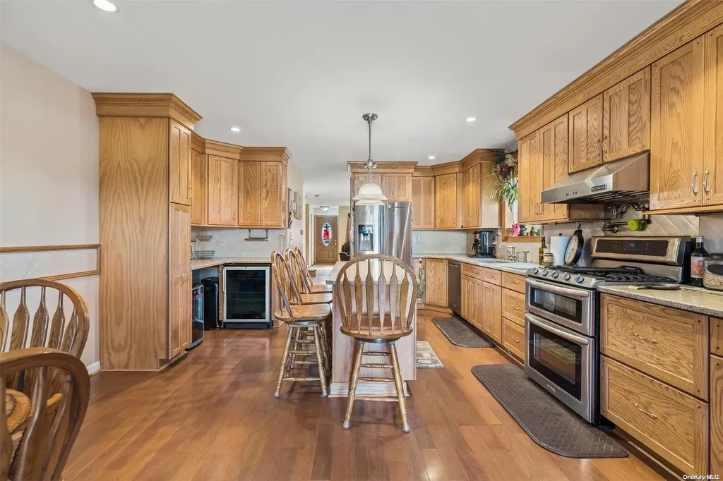 411 Annadale Road Staten Island NY 10312