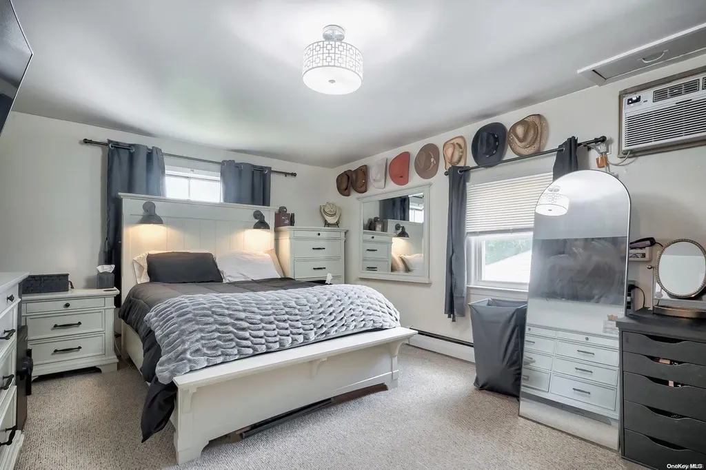 70 Ripple Lane Levittown NY 11756