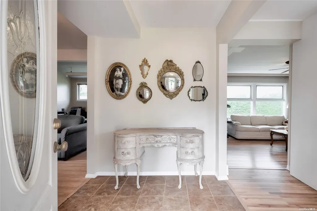 70 Ripple Lane Levittown NY 11756