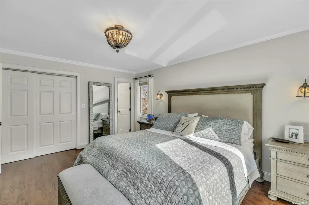 7 Duck Lane West Islip NY 11795
