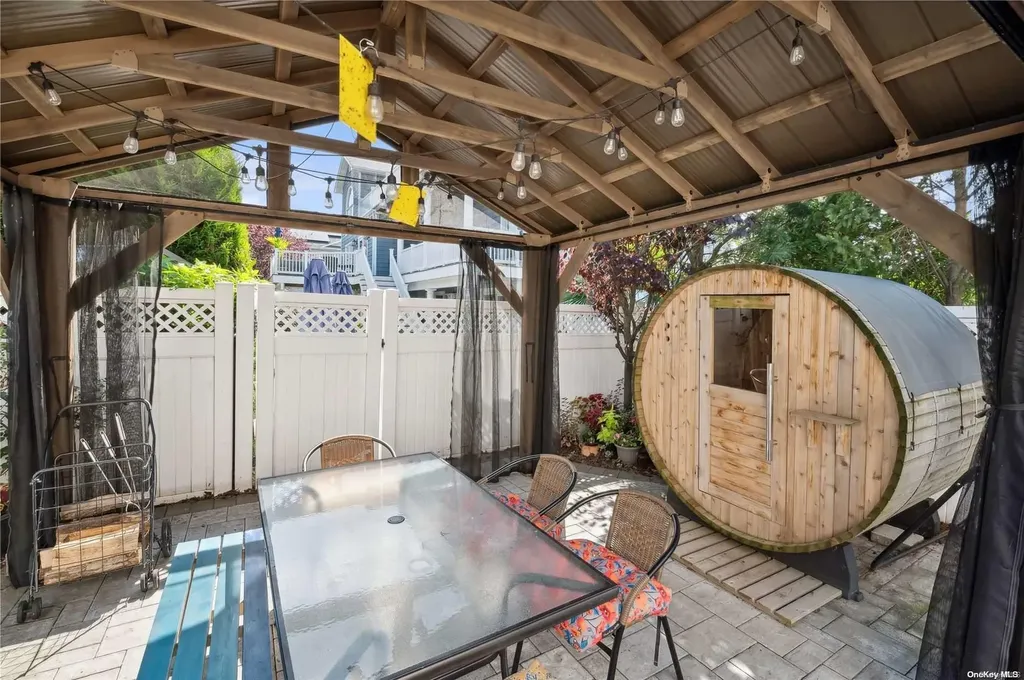 650 Laurelton Boulevard Long Beach NY 11561