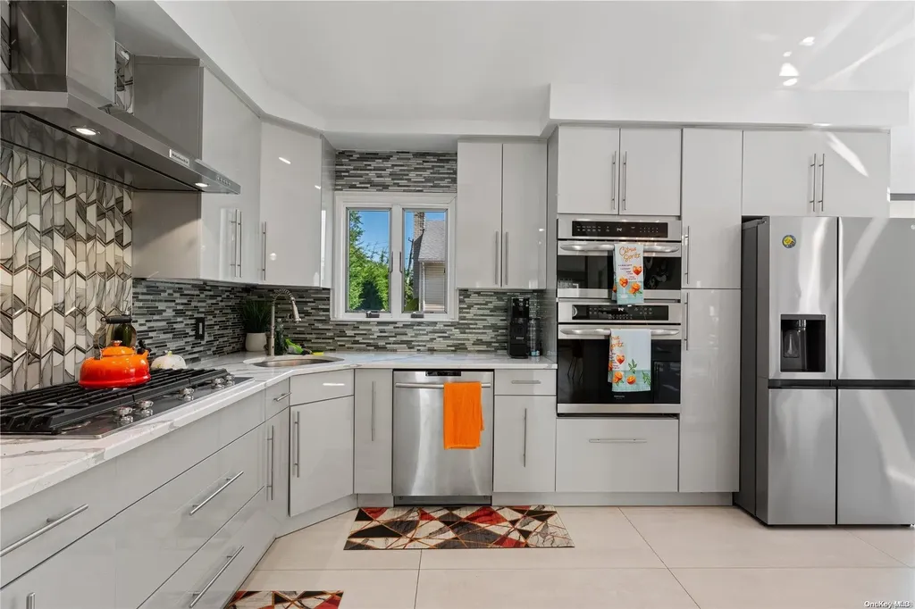 673 Jackie Lane Baldwin NY 11510