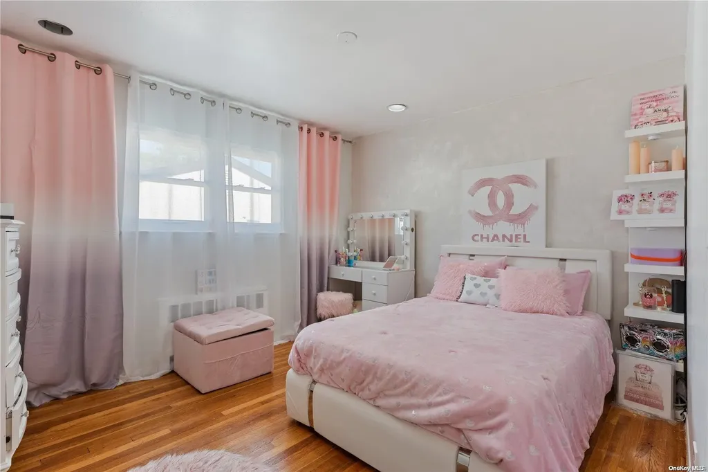 673 Jackie Lane Baldwin NY 11510