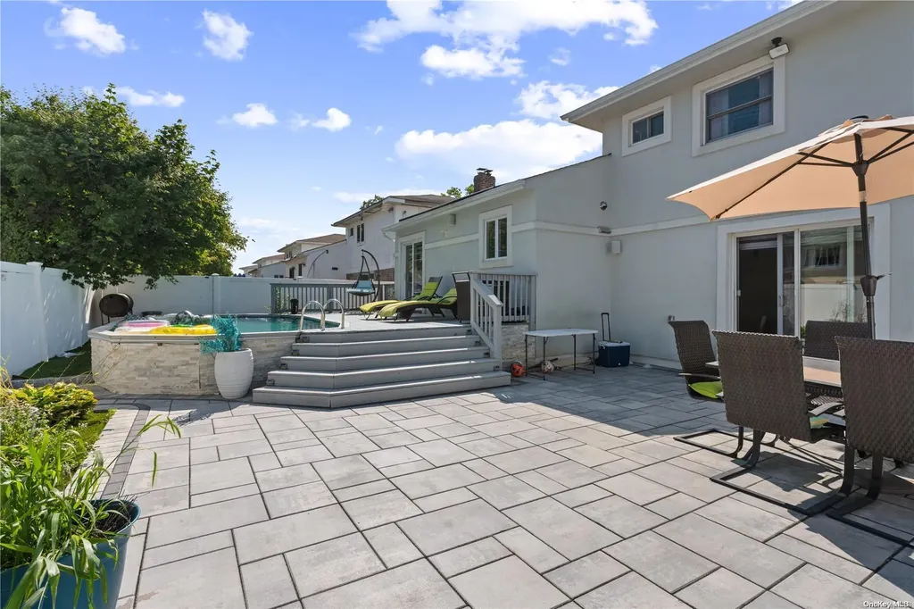 673 Jackie Lane Baldwin NY 11510