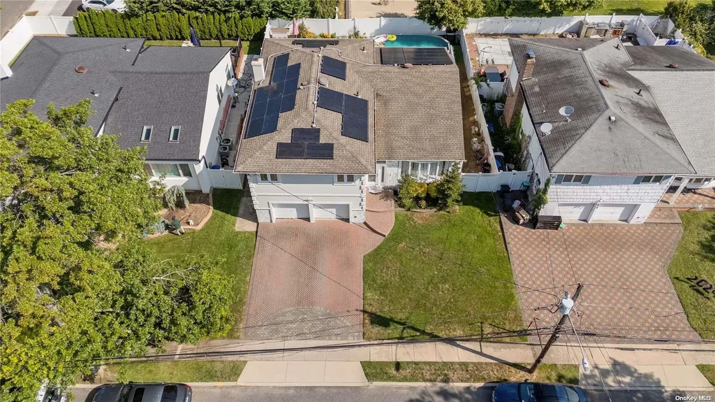 673 Jackie Lane Baldwin NY 11510