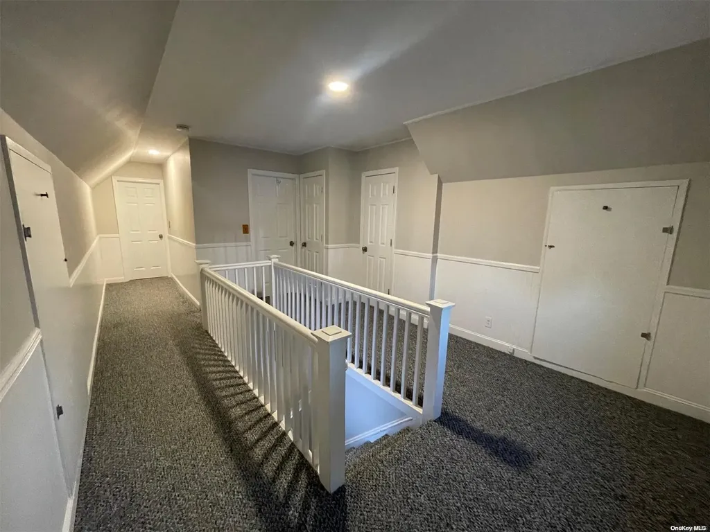 23 Buckingham Road Merrick NY 11566