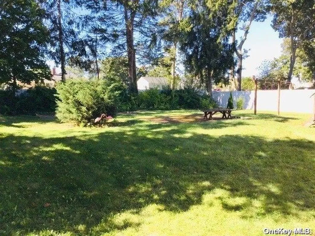 77 Craig Road Islip Terrace NY 11752