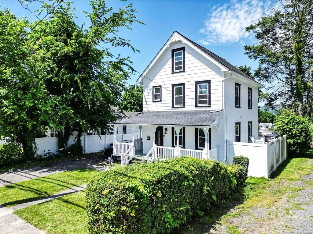 612 Ridge Street Peekskill NY 10566