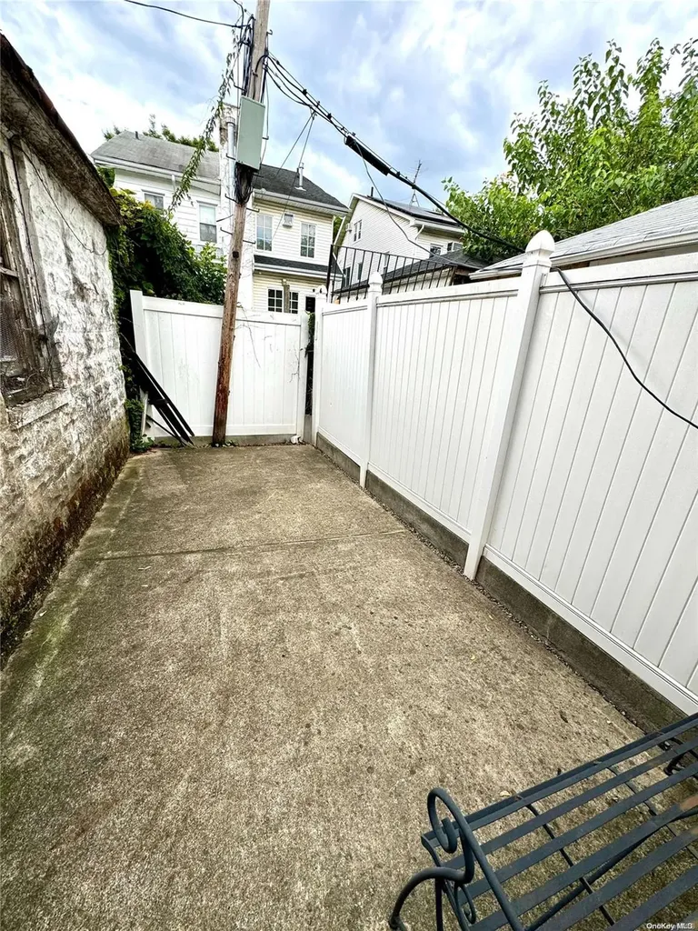 1154 E 34th Street Brooklyn NY 11210