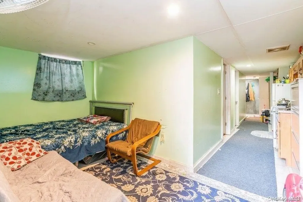 370 Lincoln Avenue Brooklyn NY 11208