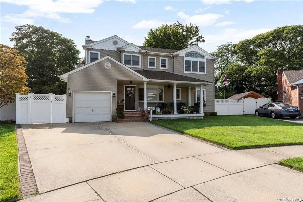 50 Crestline Avenue Bethpage NY 11714