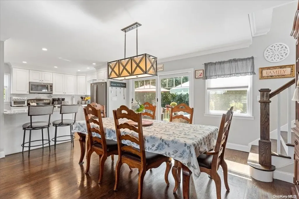 50 Crestline Avenue Bethpage NY 11714