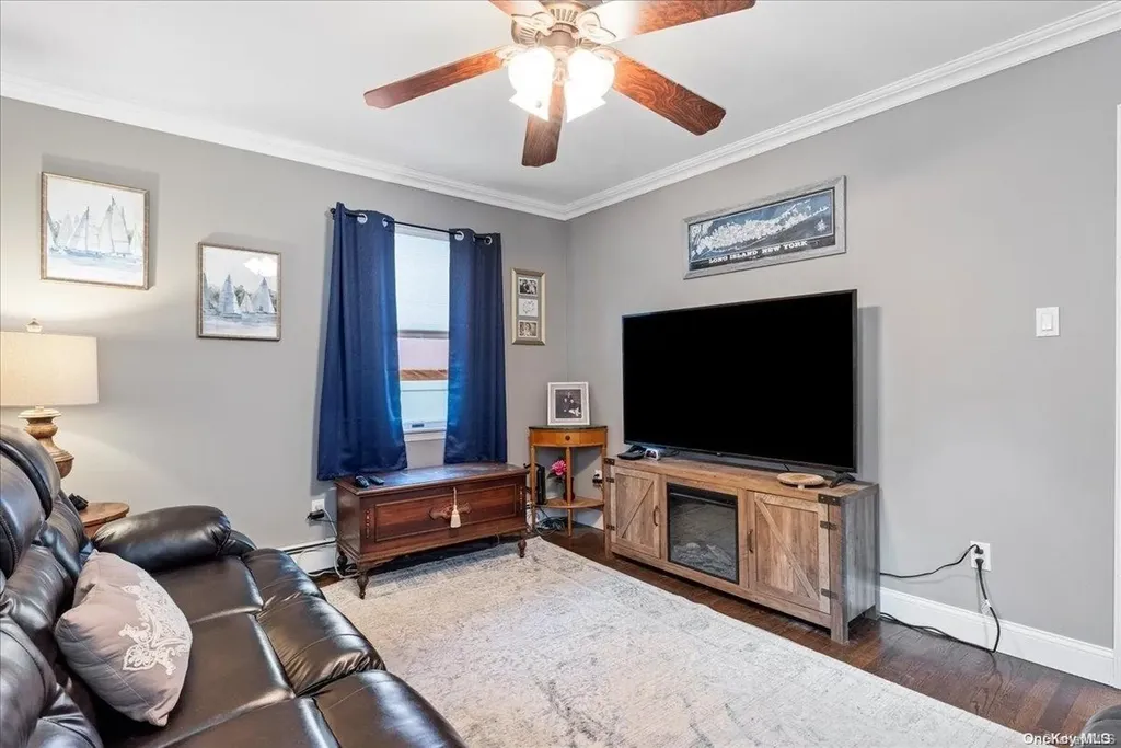 50 Crestline Avenue Bethpage NY 11714
