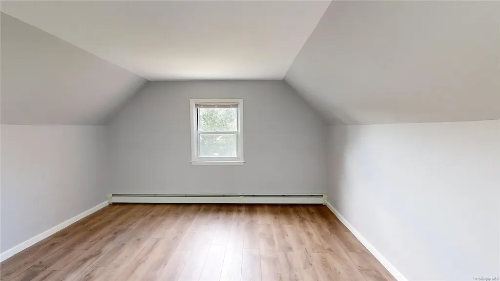 11 3rd Avenue Westbury NY 11590
