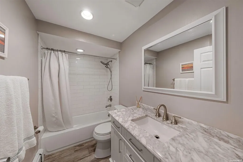 196 Dahlia Drive Mastic Beach NY 11951