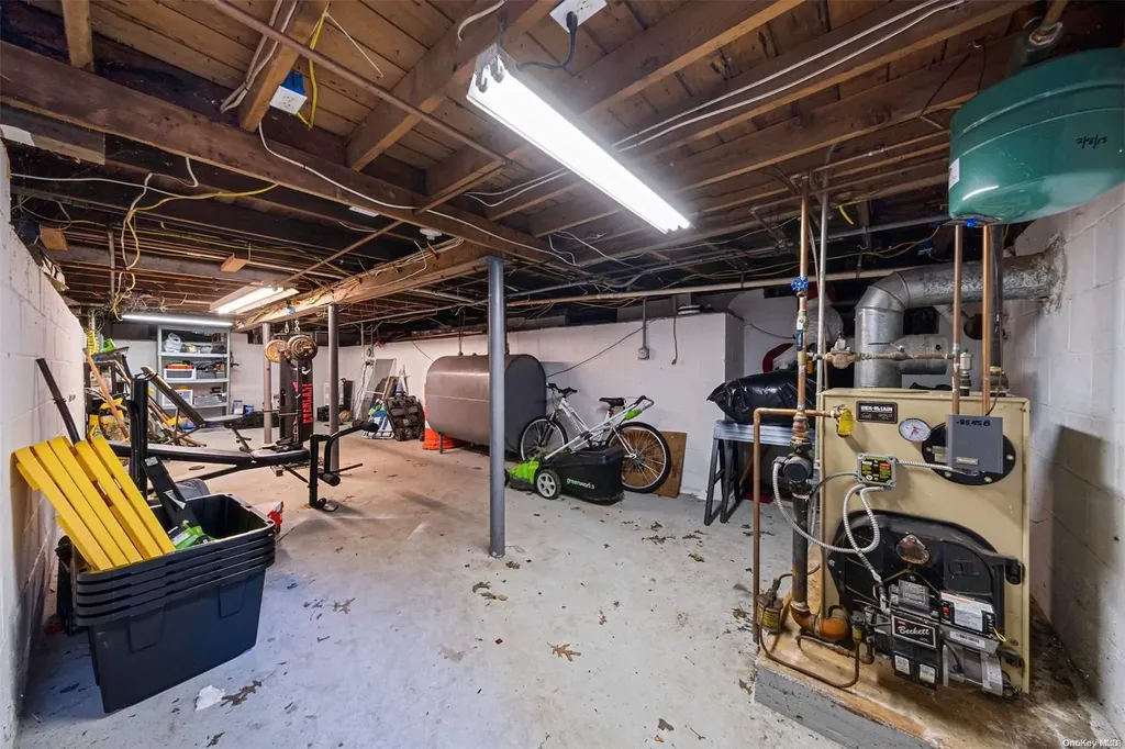 196 Dahlia Drive Mastic Beach NY 11951