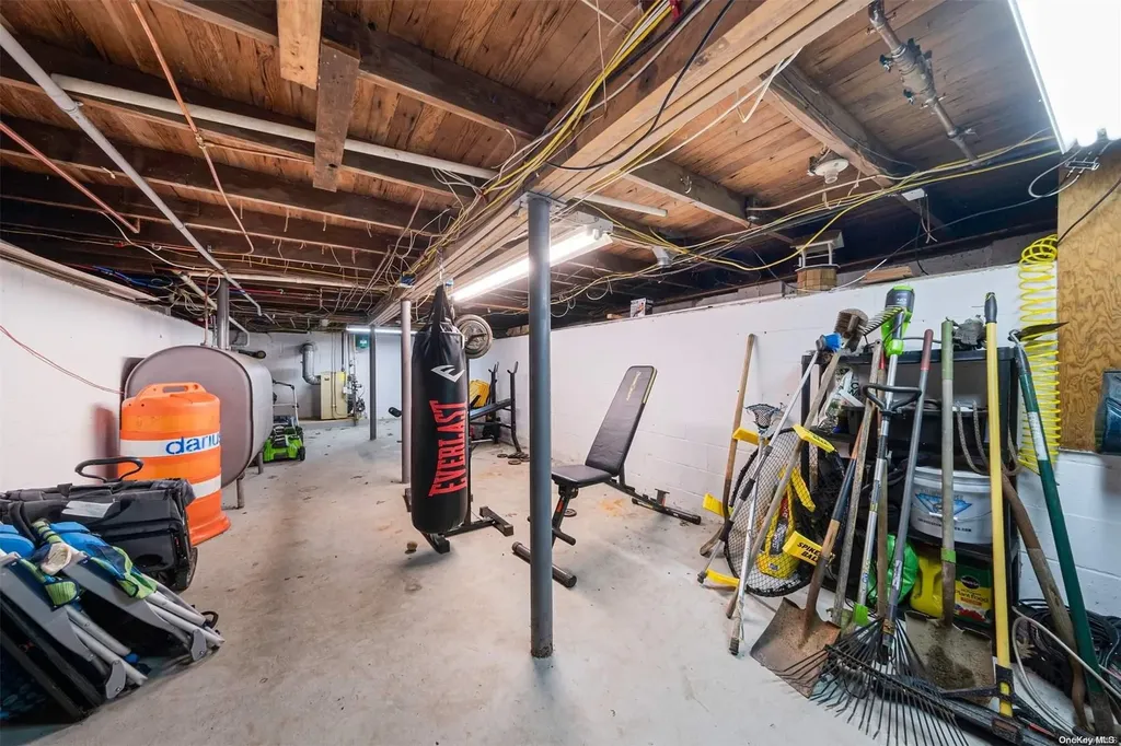 196 Dahlia Drive Mastic Beach NY 11951