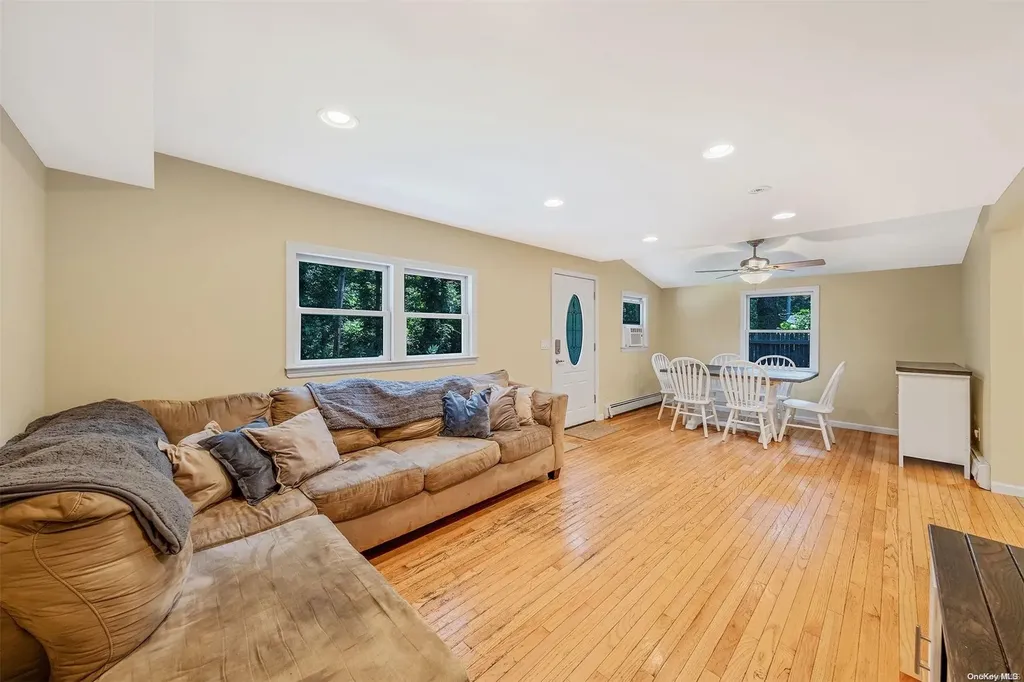 196 Dahlia Drive Mastic Beach NY 11951