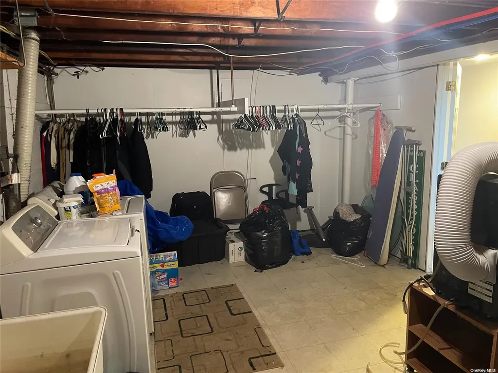 325 Stewart Avenue Bethpage NY 11714