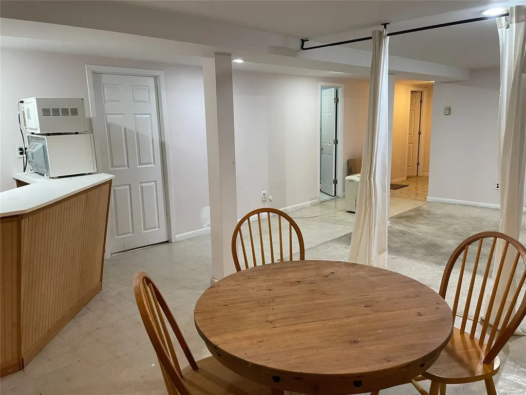325 Stewart Avenue Bethpage NY 11714