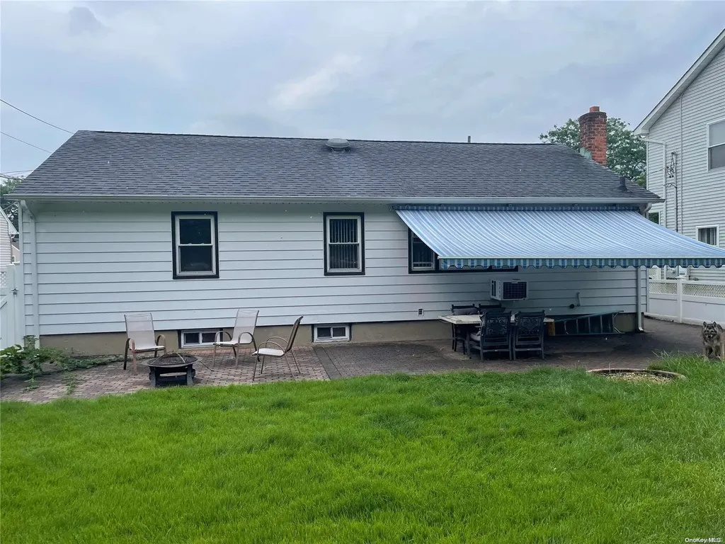 325 Stewart Avenue Bethpage NY 11714