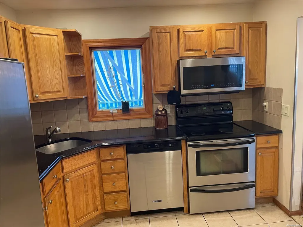 325 Stewart Avenue Bethpage NY 11714