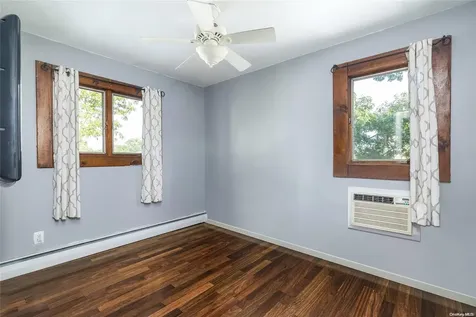 265 11th Avenue West Babylon NY 11704