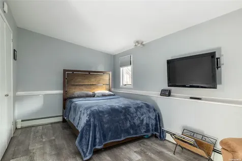 265 11th Avenue West Babylon NY 11704