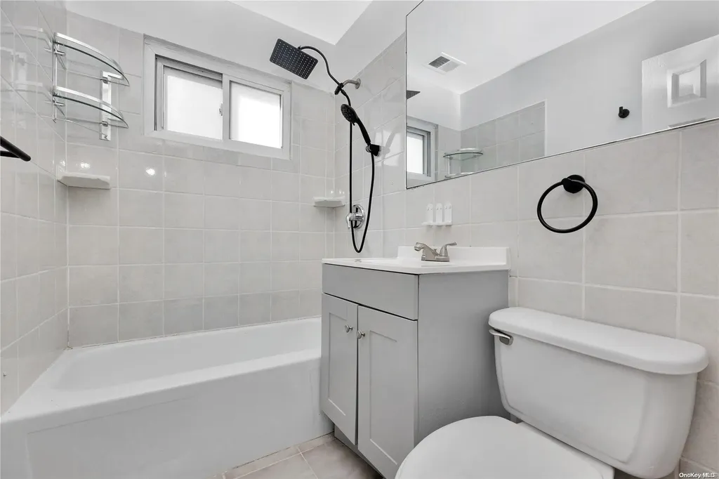 240-24 149th Avenue Rosedale NY 11422