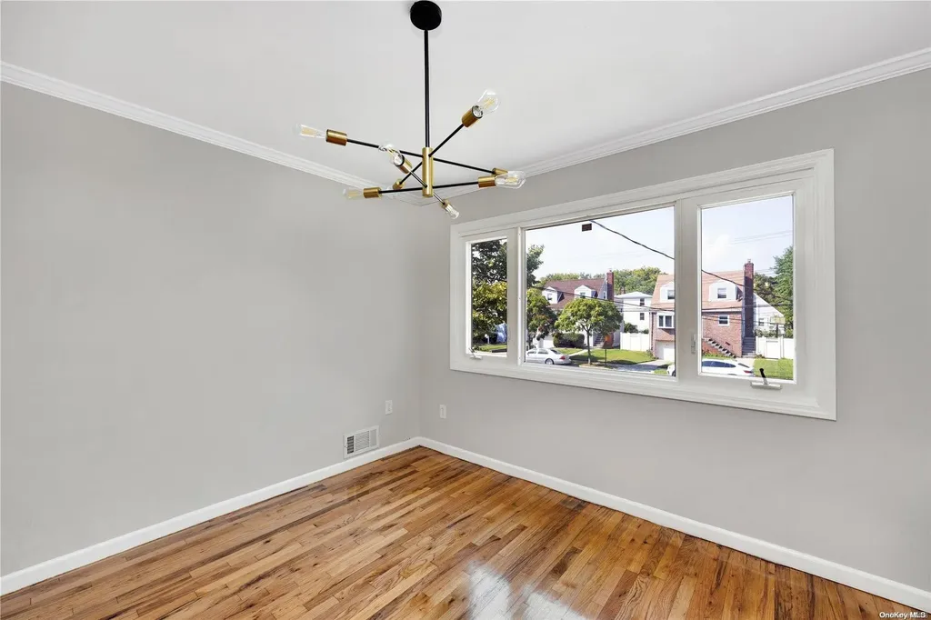 240-24 149th Avenue Rosedale NY 11422