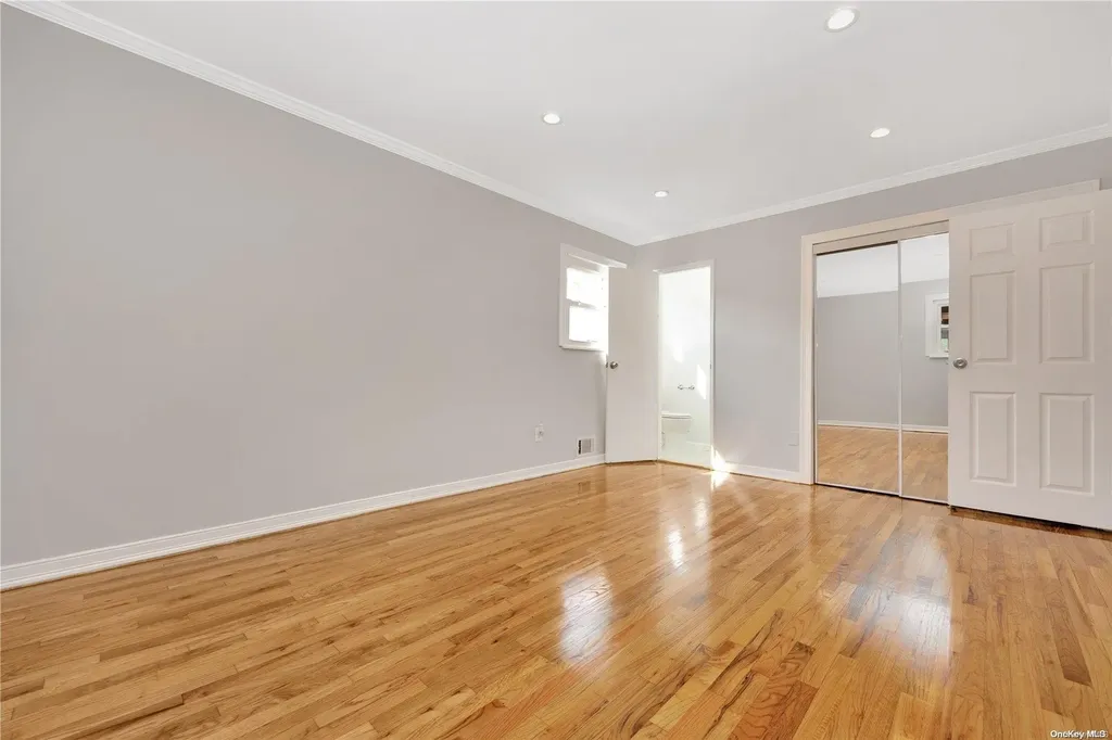 240-24 149th Avenue Rosedale NY 11422