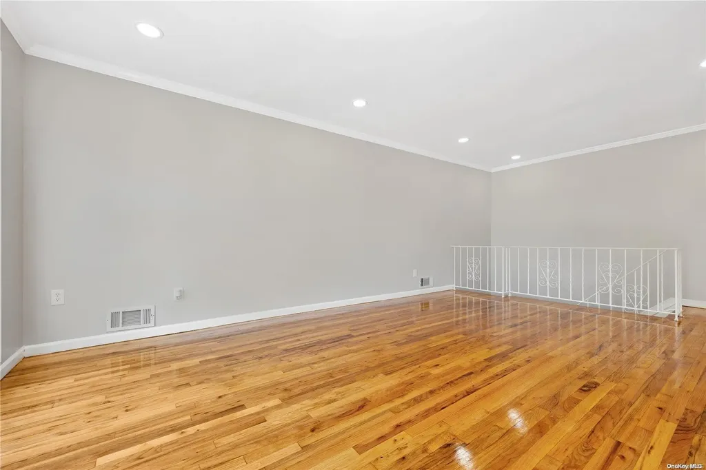 240-24 149th Avenue Rosedale NY 11422