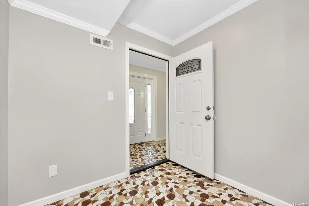 240-24 149th Avenue Rosedale NY 11422