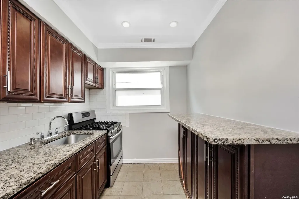 240-24 149th Avenue Rosedale NY 11422