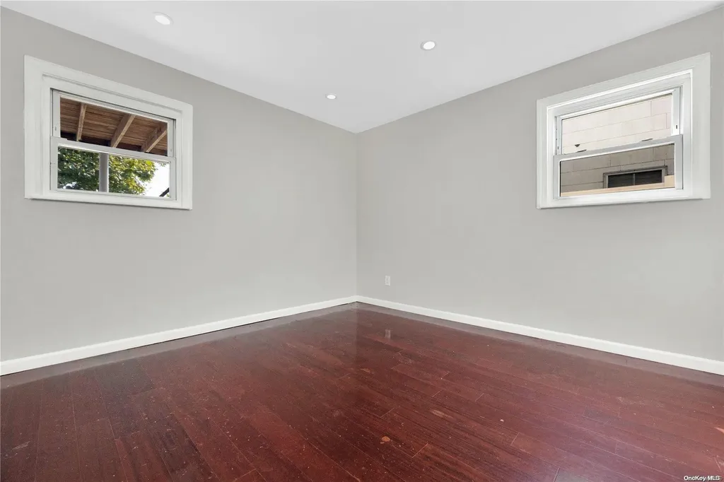 240-24 149th Avenue Rosedale NY 11422
