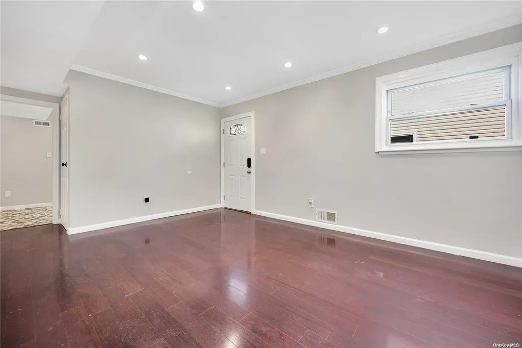 240-24 149th Avenue Rosedale NY 11422