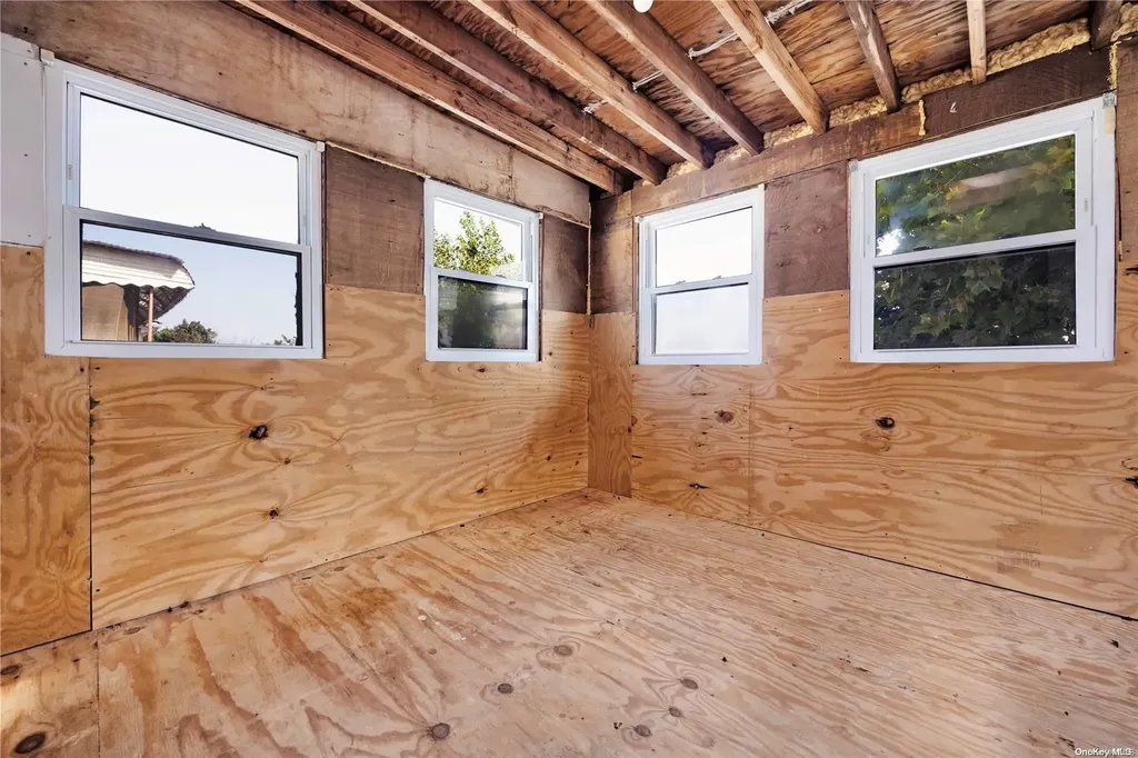 240-24 149th Avenue Rosedale NY 11422