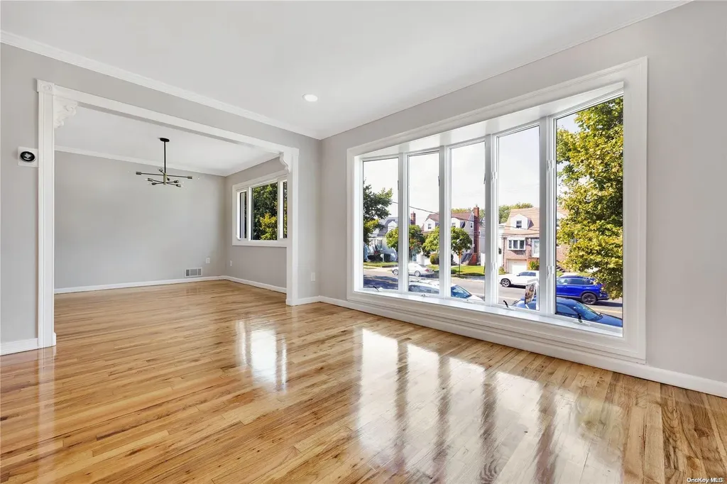 240-24 149th Avenue Rosedale NY 11422