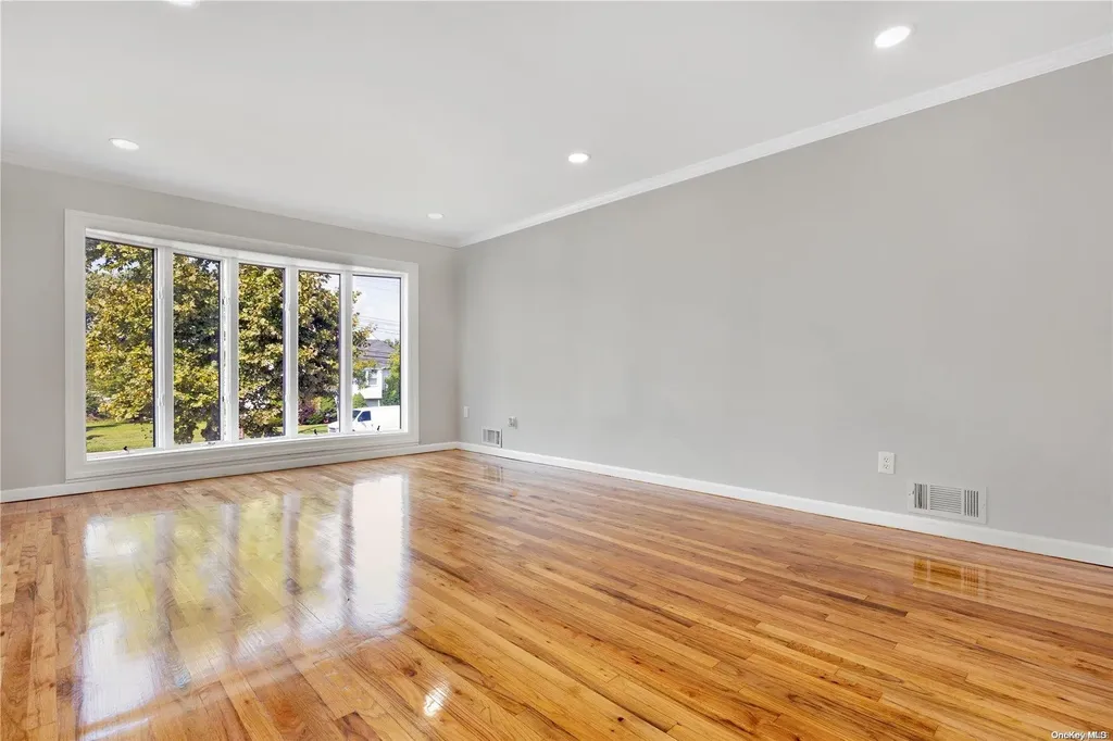 240-24 149th Avenue Rosedale NY 11422
