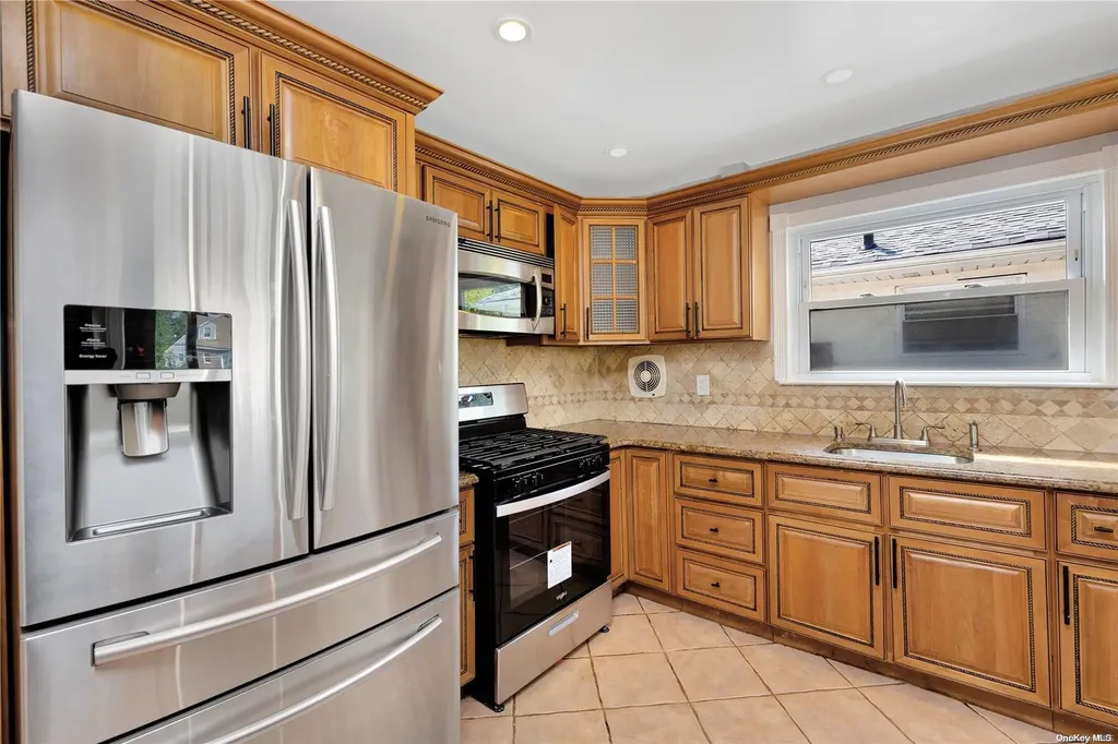 240-24 149th Avenue Rosedale NY 11422